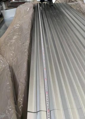 買う 0.25mm DX51D AZ275 住宅パネルのための1000mm有効幅のガルバリューム波紋屋根シート online manufacture