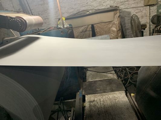 購入 SGCC 0.5mm Z40 ASTM EGIシートのGIの鋼鉄コイルの規則的なスパンコール online manufacture